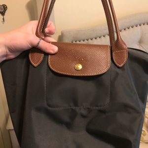 longchamp medium sized bag